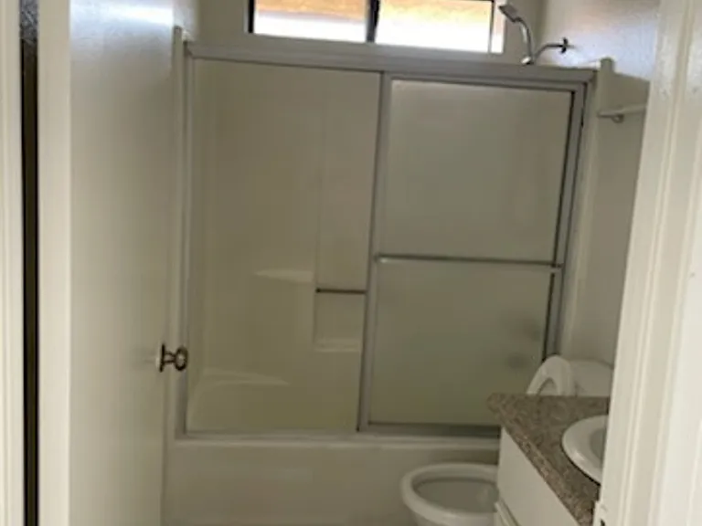 061 - Orange Grove Apartments — Photo 5