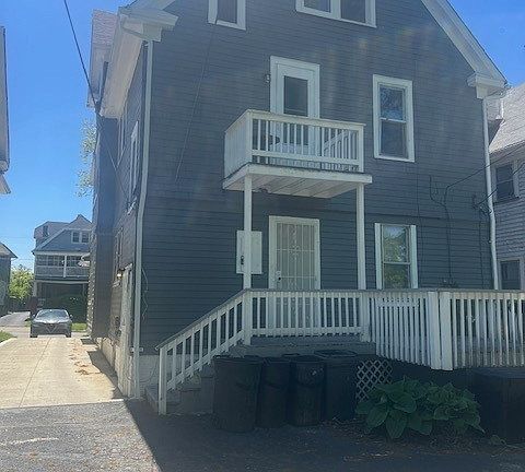 3rd image of 1731 Taylor Rd