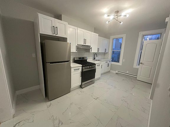 2nd image of 358 8th St #2L