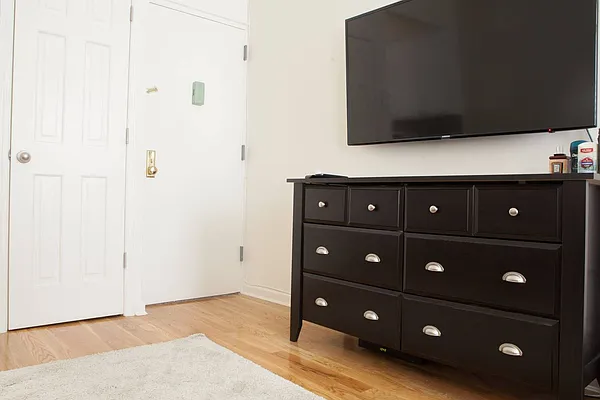 Rented by Genix Group LLC | media 14