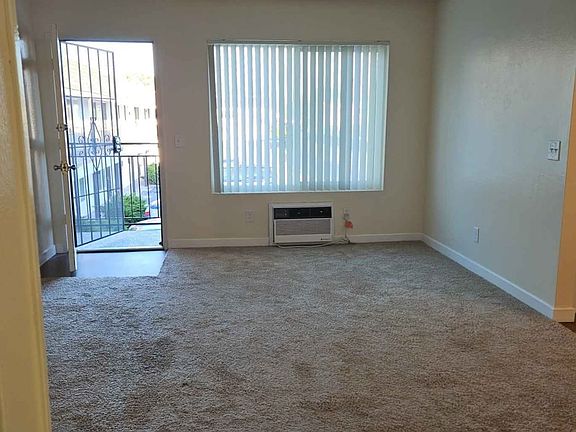 2nd image of 573 Emerald Ave APT 11