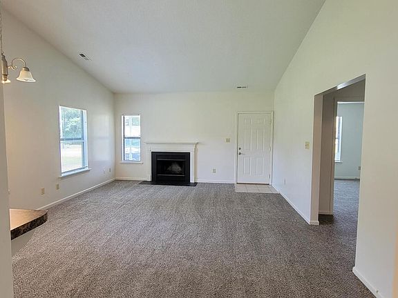 4th image of 1840 Countrywood Blvd