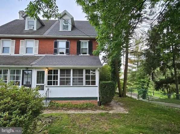 43 Lowrys Ln, Bryn Mawr, PA 19010
