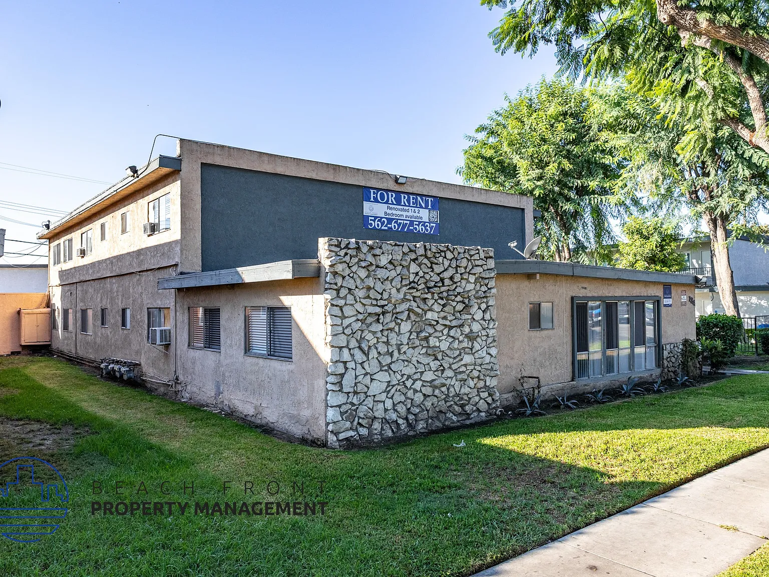 134 E. Wakefield — Photo 1