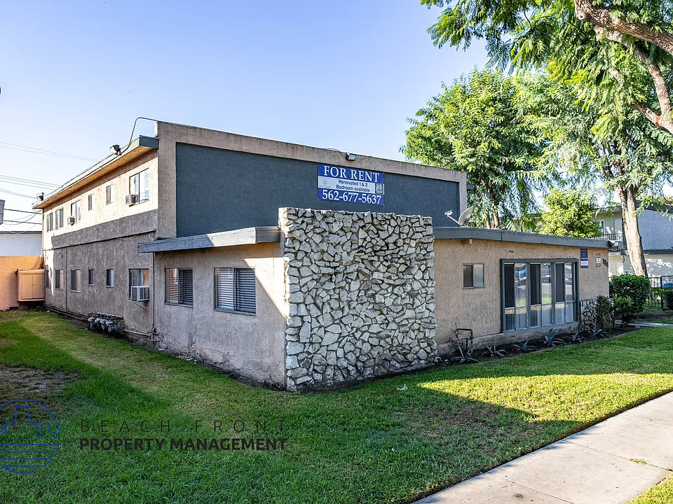 134 E Wakefield Ave