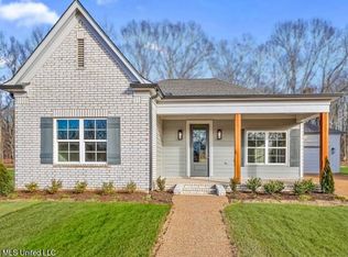 1402 Creekside Blvd, Hernando, MS 38632