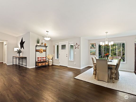 3rd image of 5461 SE Ravenridge Court