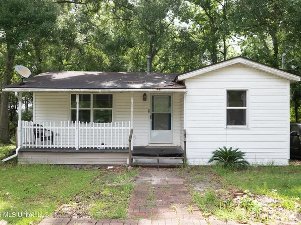 3216 Milstead Rd, Gautier, MS 39553