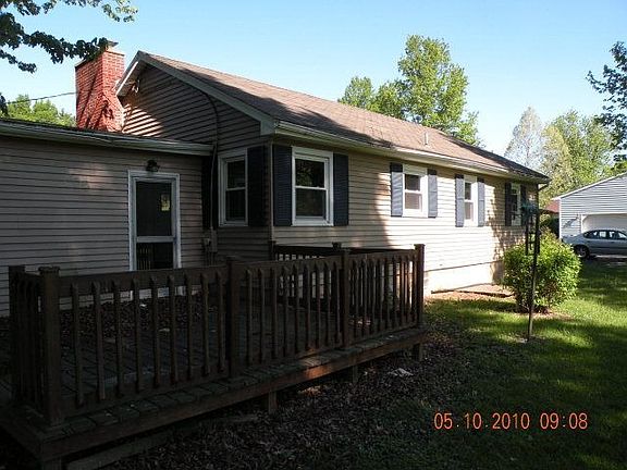 2nd image of 673 Bendle Ave