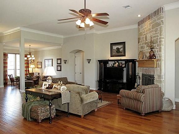 4th image of 10516 Mustang Wells Dr