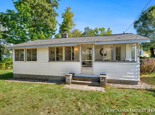 17376 Blandford Ave, Spring Lake, MI 49456