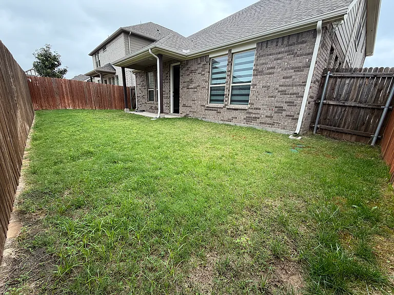 4721 Cash Dr — Photo 38