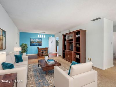 2050 Oleander Boulevard #3-206, Fort Pierce, FL, 34950