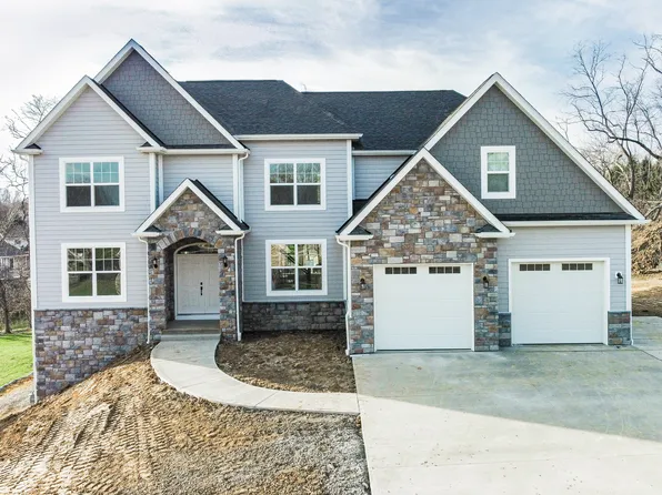 The Charleston (Custom) - Build On Your Land Plan, Cranberry: Design Center