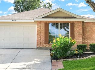 7142 Lynn Lake Dr, San Antonio, TX 78244