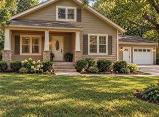718 S Chestnut St, Olathe, KS 66061