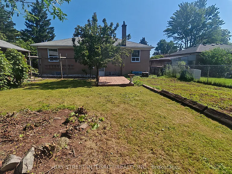 505 Sandmere Pl — Photo 14