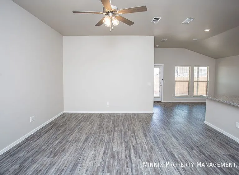 921 Tulane St — Photo 18
