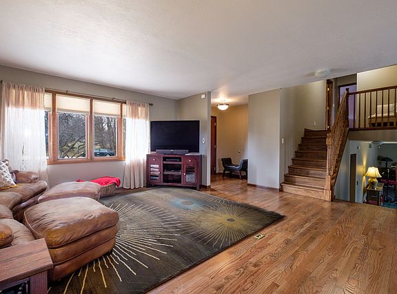 2nd image of 3424 Bow Ct