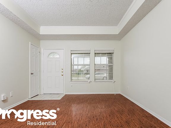 2nd image of 407 Briar Creek Dr