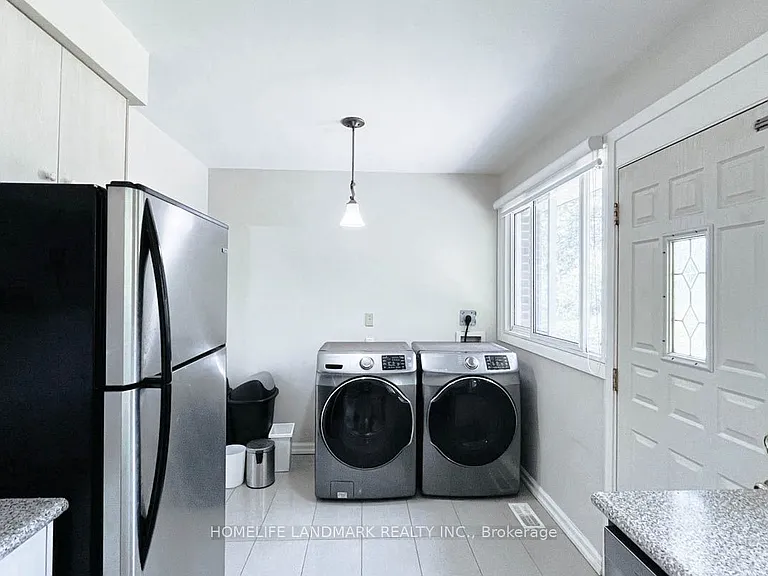 16 Lochinvar Cres #MAIN — Photo 14