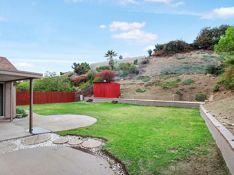24059 Willow Creek Rd — Photo 22