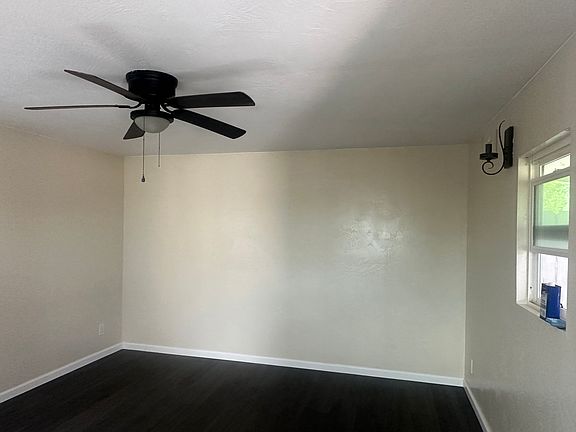 3rd image of 3238 Franklin Ave #5