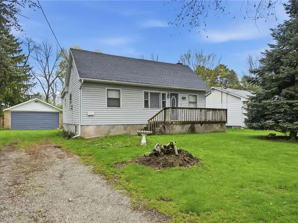 523 Enfield Rd, Burlington, ON L7T 2X5