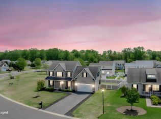 2-sty Colonial, Felton, DE 19943