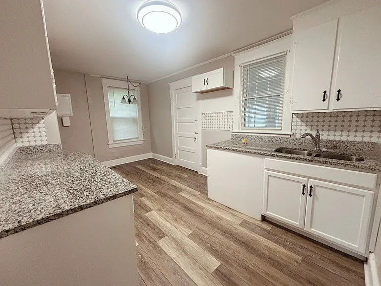117 Southern Ave — Photo 10