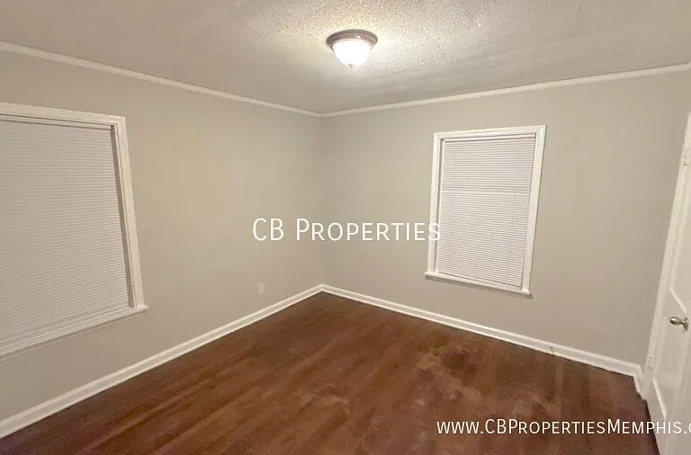 2370 Larose Ave — Photo 3