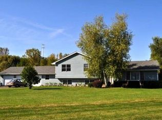 13N400 Chisholm Trl, Elgin, IL 60124