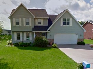 1536 Van Rd, Green Bay, WI 54311
