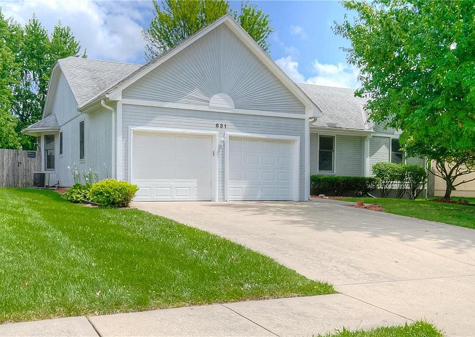 1st image of 631 NE Bryant Dr