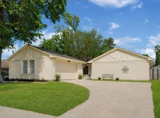 6611 Archgate Dr, Spring, TX 77373