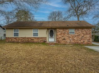 221 Braly Dr, Summerville, SC 29485