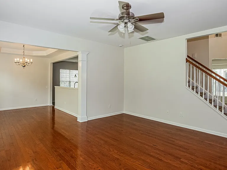 11240 Cypress View Dr — Photo 7