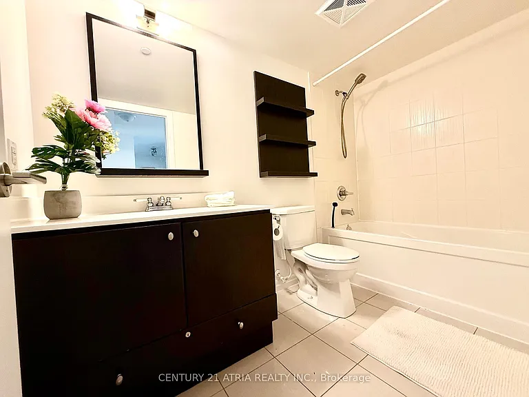 275 Yorkland Rd #303 — Photo 24