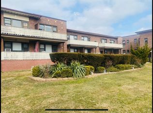 421 W Broadway #17G, Long Beach, NY 11561
