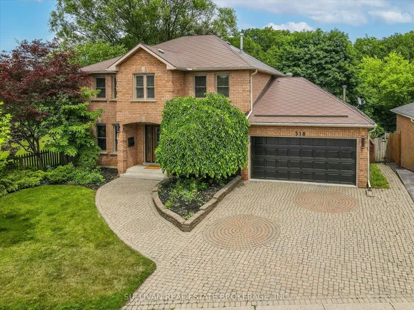 518 Grand Ridge Dr, Cambridge, ON N1S 4Y9
