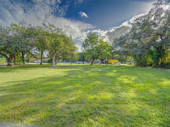 Fluvia & Le Jeune, Miami, FL 33134