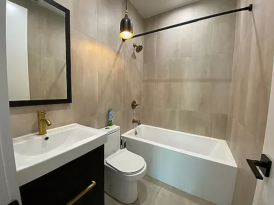 Rented by Reside New York | media 34