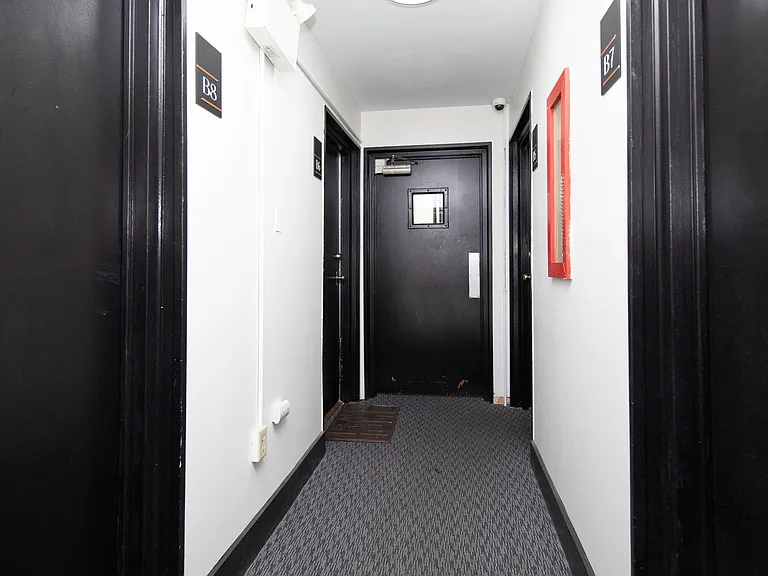Stanbridge Court — Photo 28