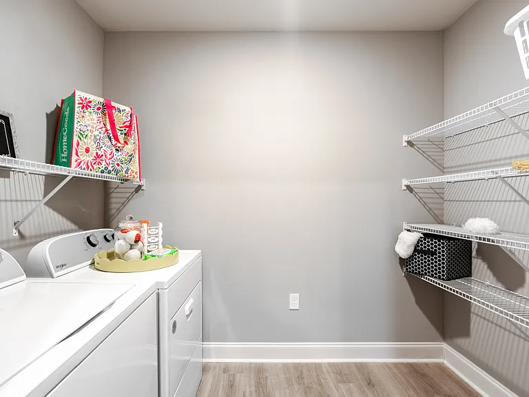Cocoa Grand Apartments — Photo 35