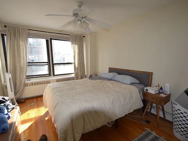 4180 Marine Terrace Apartments — Photo 115