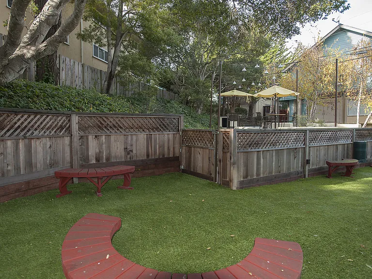 Pacific Vista — Photo 13