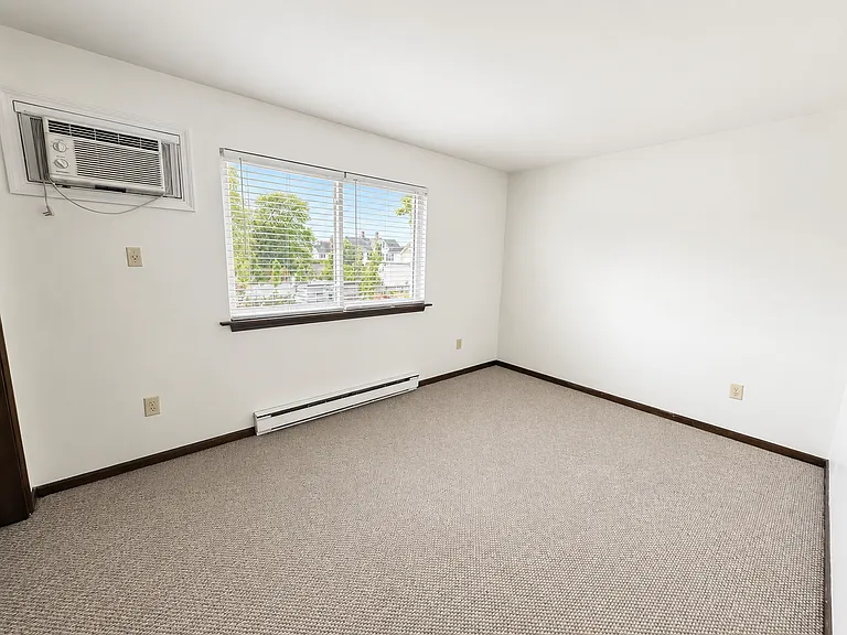 34 James St #A — Photo 6