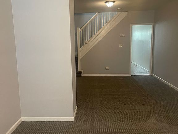 3rd image of 3120 Ravenwood Ave