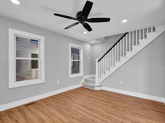 5th image of 77 E Broad St