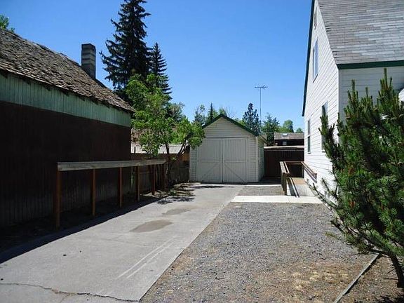 garage